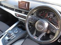 Usado Audi A4 S-Line 190 CV (139 kW) 2017 Negro Berlina