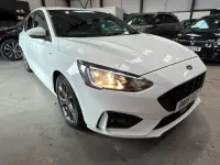 Used Ford Focus ST-Line 125 HP (91 kW) 2019 White Hatchback