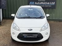 Used Ford Ka Zetec 69 HP (50 kW) 2016 White Hatchback