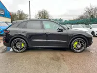 Used Porsche Cayenne 462 HP (339 kW) 2018 Black SUV