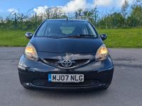 Begagnad Toyota Aygo 2007 Svart Halvkombi