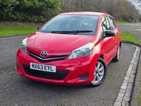 Used Toyota Yaris 2013 Red Hatchback