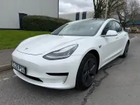 Usado Tesla Model 3 Standard Range 239 kW (325 HP) 2020 Branco Sedan