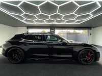 Usado Porsche Taycan Performance Package 439 kW (598 HP) 2023 Preto Carrinha