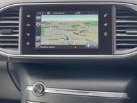 Used Peugeot 308 Active 130 HP (95 kW) 2016 White Estate