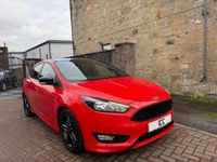 Used Ford Focus ST-Line 150 HP (110 kW) 2017 Red Hatchback