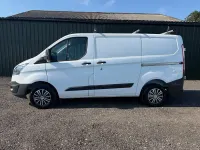 Used Ford Transit Custom 105 HP (77 kW) 2017 White Van