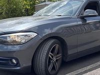 Używany BMW 118 Sport Line 2018 Szary Hatchback