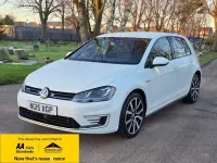 Begagnad VW Golf VII GTE 204 HK (150 kW) 2015 Vit Halvkombi