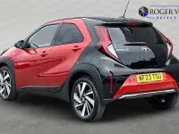 Used Toyota Aygo X 72 HP (52 kW) 2023 Red SUV