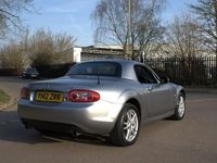 Usado Mazda MX5 125 HP (91 kW) 2012 Prateado Cabrios