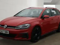Used VW Golf VII GTD 184 HP (135 kW) 2017 Red Estate