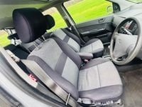 Used Hyundai Getz 97 HP (71 kW) 2007 Silver Hatchback
