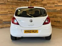 Begagnad Vauxhall Corsa Active 85 HK (62 kW) 2012 Vit Halvkombi