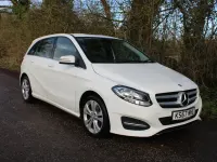 Used Mercedes B180 2017 White Hatchback