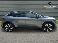 Gebraucht Renault Megane E-Tech Techno 160 kW (218 PS) 2023 Grau Kleinwagen