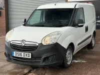 Used Vauxhall Combo 2016 White MPV