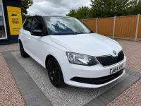 Used Skoda Fabia SE 90 HP (66 kW) 2015 White Hatchback
