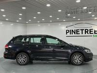 Usado VW Golf VII SE 115 HP (84 kW) 2018 Preto Carrinha