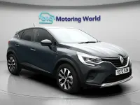 Begagnad Renault Captur Evolution 145 HK (106 kW) 2023 Blå SUV