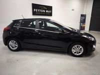 Used Hyundai i30 SE 110 HP (80 kW) 2015 Black Hatchback