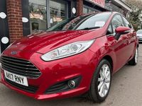 Usado Ford Fiesta Titanium 125 HP (91 kW) 2017 Vermelho Citadino