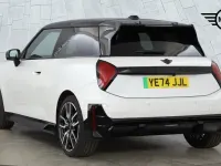Used Mini Cooper Hatch 133 kW (181 HP) 2024 White Hatchback