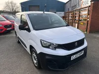 Used Peugeot Partner Premium 131 HP (96 kW) 2023 White MPV