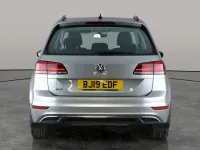 Used VW Golf VII SE 131 HP (96 kW) 2019 Silver Hatchback