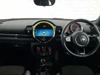 Used Mini Cooper Clubman Sport 178 HP (130 kW) 2022 Red Estate