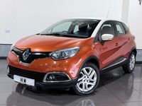Used Renault Captur Dynamique 90 HP (66 kW) 2014 Orange/cream SUV