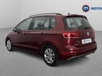 Used VW Golf VII SE 131 HP (96 kW) 2018 Red Hatchback
