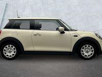 Used Mini ONE Classic 101 HP (74 kW) 2020 White Hatchback