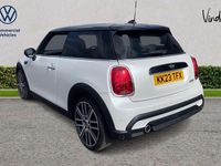 Used Mini Cooper Exclusive 134 HP (98 kW) 2023 White Hatchback