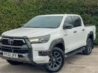 Used Toyota HiLux 204 HP (150 kW) 2022 White Pickup