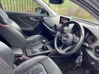 Used Audi Q2 Exclusive 150 HP (110 kW) 2017 Grey SUV