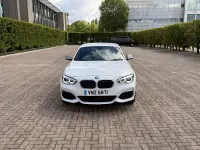 Begagnad BMW M135 326 HK (239 kW) 2016 Vit Halvkombi