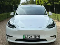 Begagnad Tesla Model Y RWD 219 kW (299 HK) 2024 Vit SUV