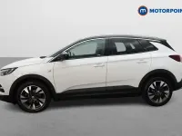 Used Vauxhall Grandland X Sport 131 HP (96 kW) 2018 White SUV