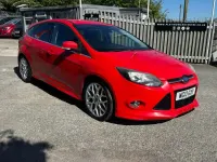 Used Ford Focus Zetec 115 HP (84 kW) 2013 Red Hatchback