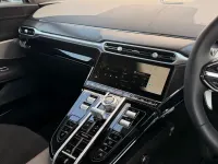 New Aston Martin V8 Vantage 680 HP (500 kW) 2026 White Cabriolet