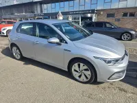 Używany VW Golf VII Style 130 KM (95 kW) 2020 Srebrny Hatchback