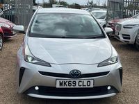 Usado Toyota Prius 122 CV (89 kW) 2022 Plateado Utilitario
