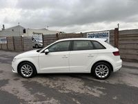 Used Audi A3 Sportback Design 125 HP (91 kW) 2015 White Hatchback