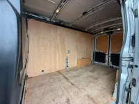 Usado Ford Transit Trend 2024 Prateado Citadino