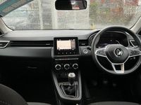 Used Renault Clio V Evolution 90 HP (66 kW) 2023 Hatchback