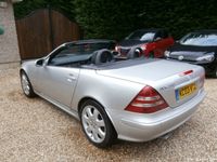 Used Mercedes SLK230 197 HP (144 kW) 2003 Cabriolet