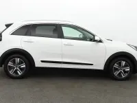 Used Kia Niro 139 HP (102 kW) 2022 White SUV