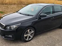 Used Peugeot 308 Allure 2018 Metallic black Hatchback