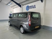 Begagnad Ford Tourneo Custom Titanium 2022 Magnetic (metallic colour) Van